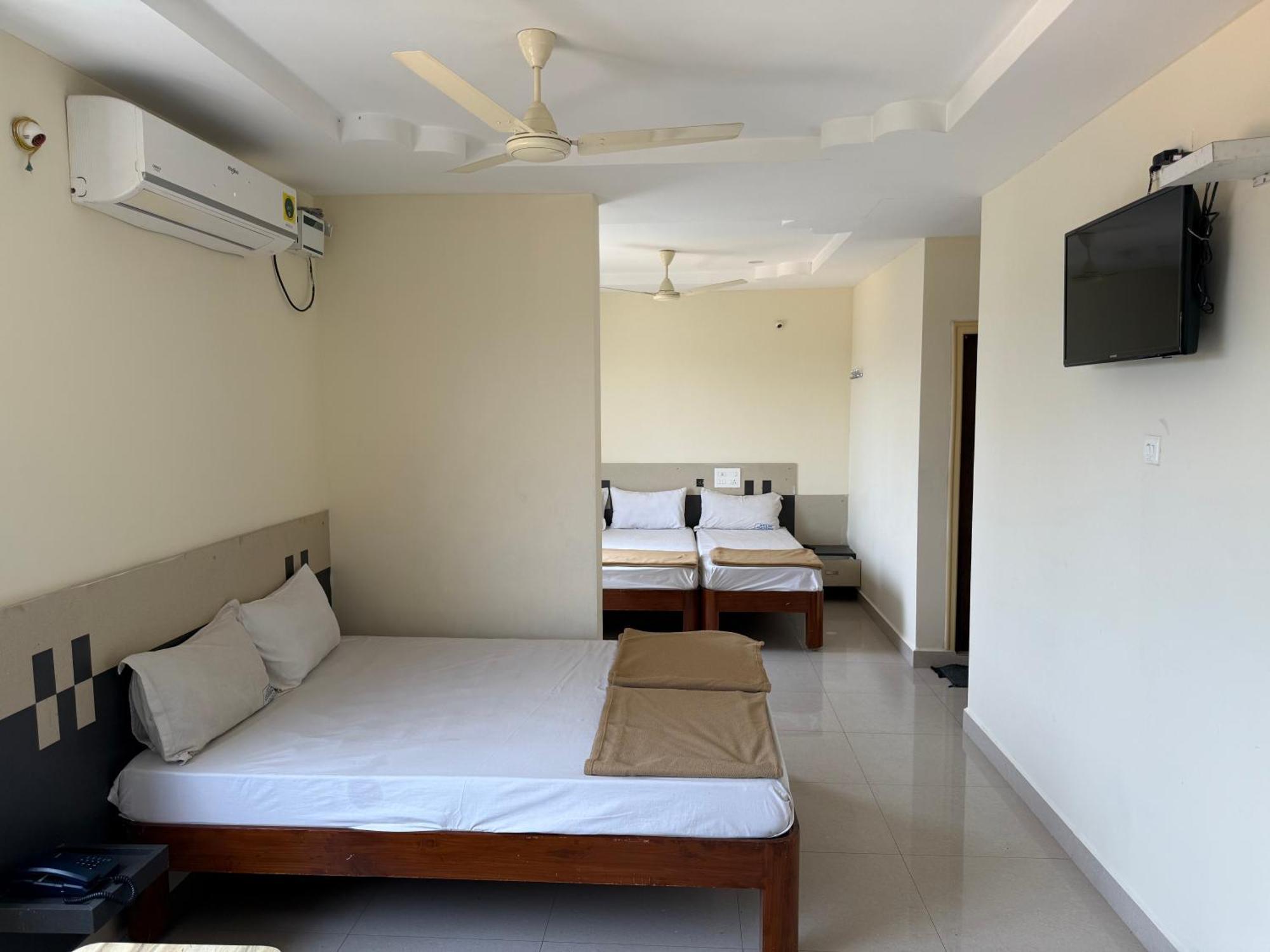 Lodge Bhanu Residency Tirupati